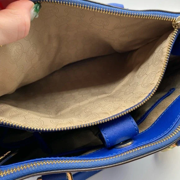 GIVEAWAY Michael Kors Vibrant Blue Satchel - Callouts in photos - Picture 10 of 12